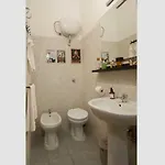 בית נופש The Yellow House רומא