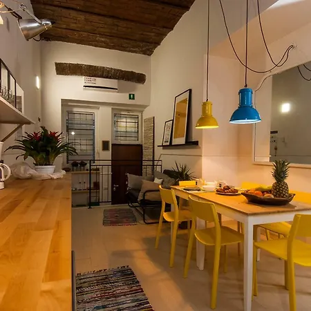 בית נופש The Yellow House רומא